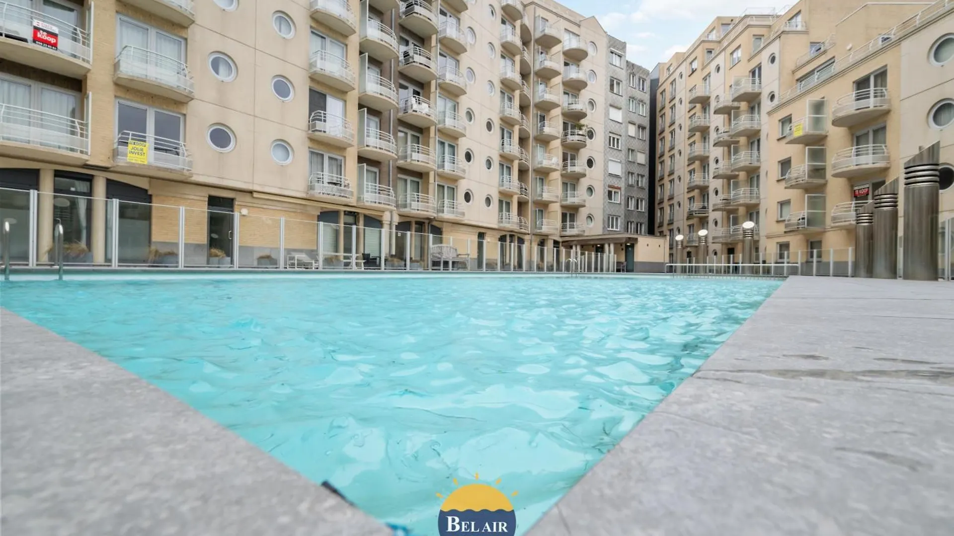 Zeezicht XIII - Cozy 2-Bedroom Apartment On The Belgian Coast With Spacious Sun Terrace And Pool T86 Ostend Belgium