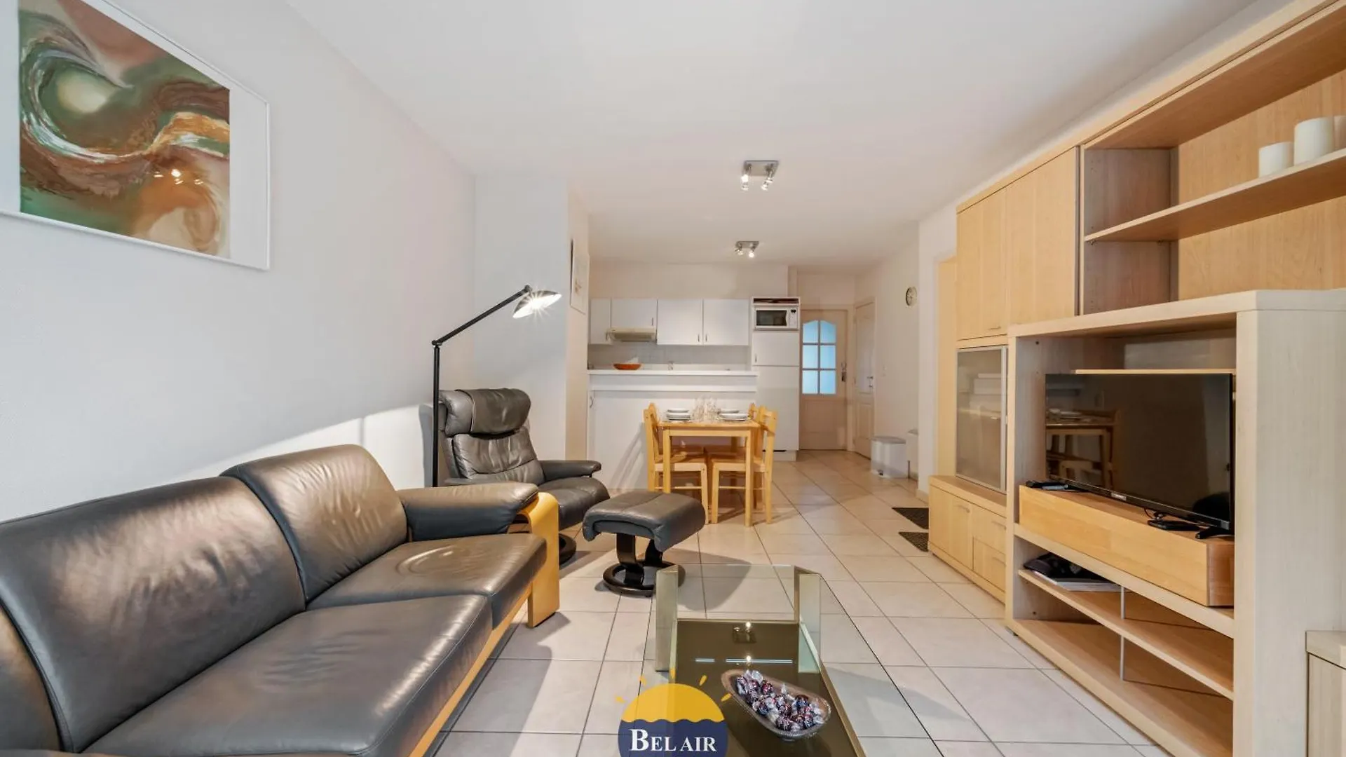 Zeezicht XIII - Cozy 2-Bedroom Apartment On The Belgian Coast With Spacious Sun Terrace And Pool T86 Ostend